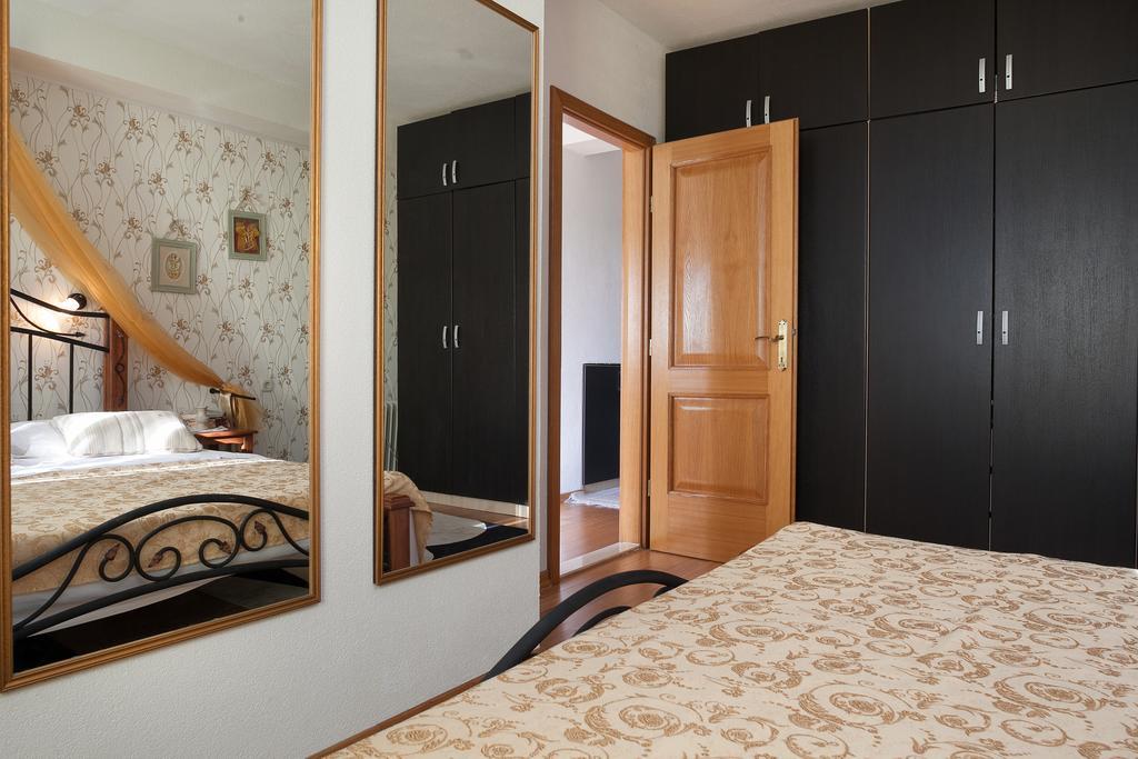 Holiday home Alegra Podgora