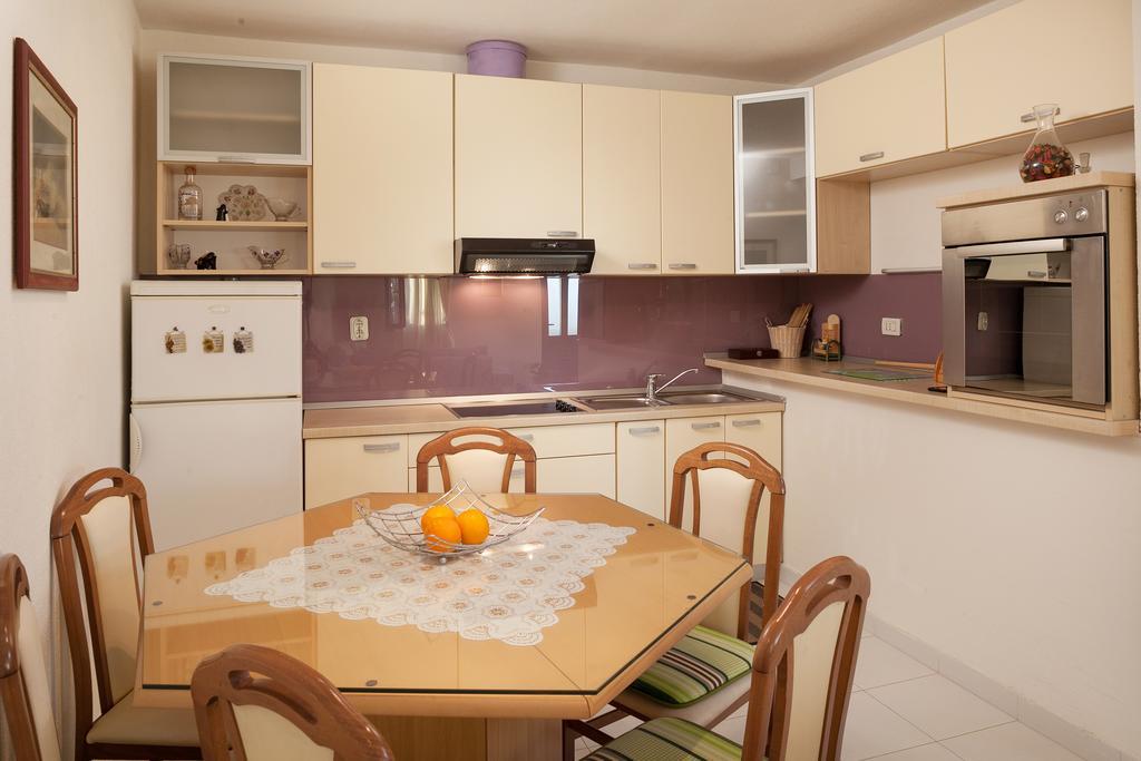 Holiday home Alegra Podgora